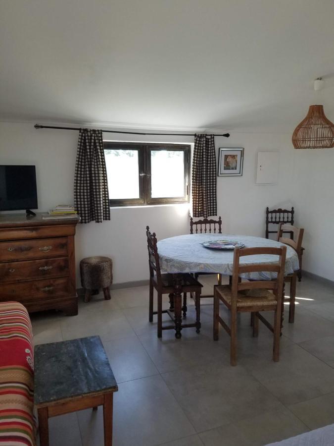 Bed and Breakfast Bergerie d'Alivon en Camargue Albaron Exterior foto